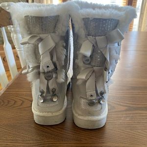 Uggs - Size 8